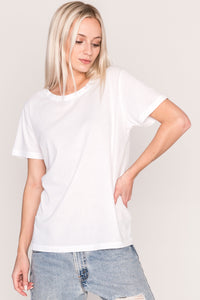 womens white t-shirts