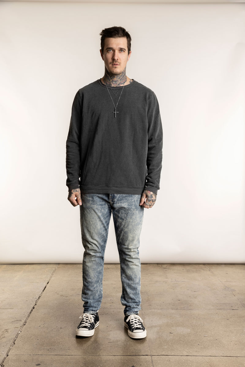 Classic Crew Neck Sweatshirt - FACM1085