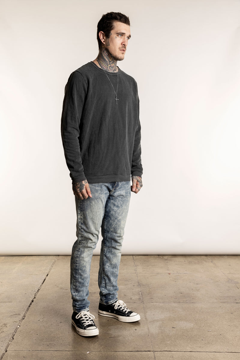 Classic Crew Neck Sweatshirt - FACM1085