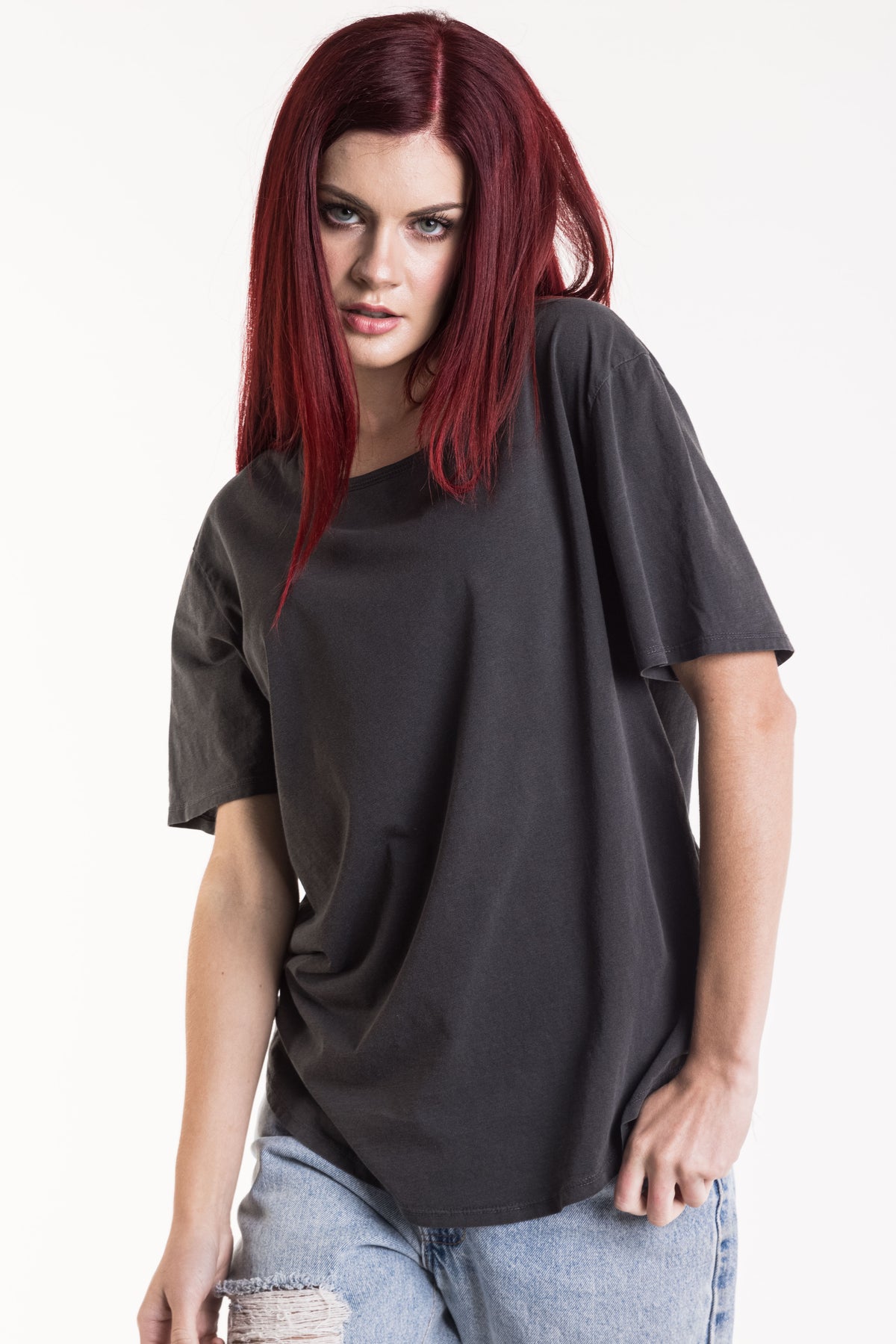 rounded hem tee