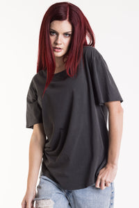 rounded hem tee